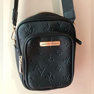 ♦️ Adrienne Vittadini